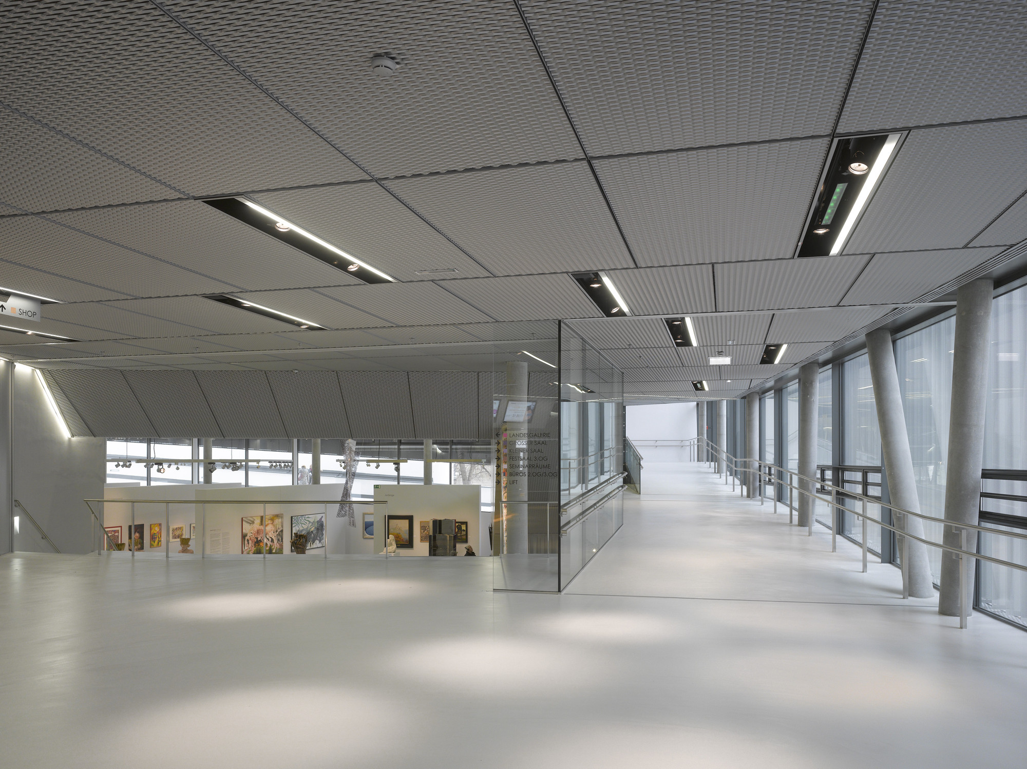 吊顶天花钢板网